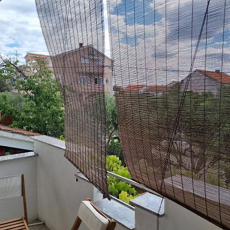 Apartmani Katarina Биоград на Мору Екстериор снимка